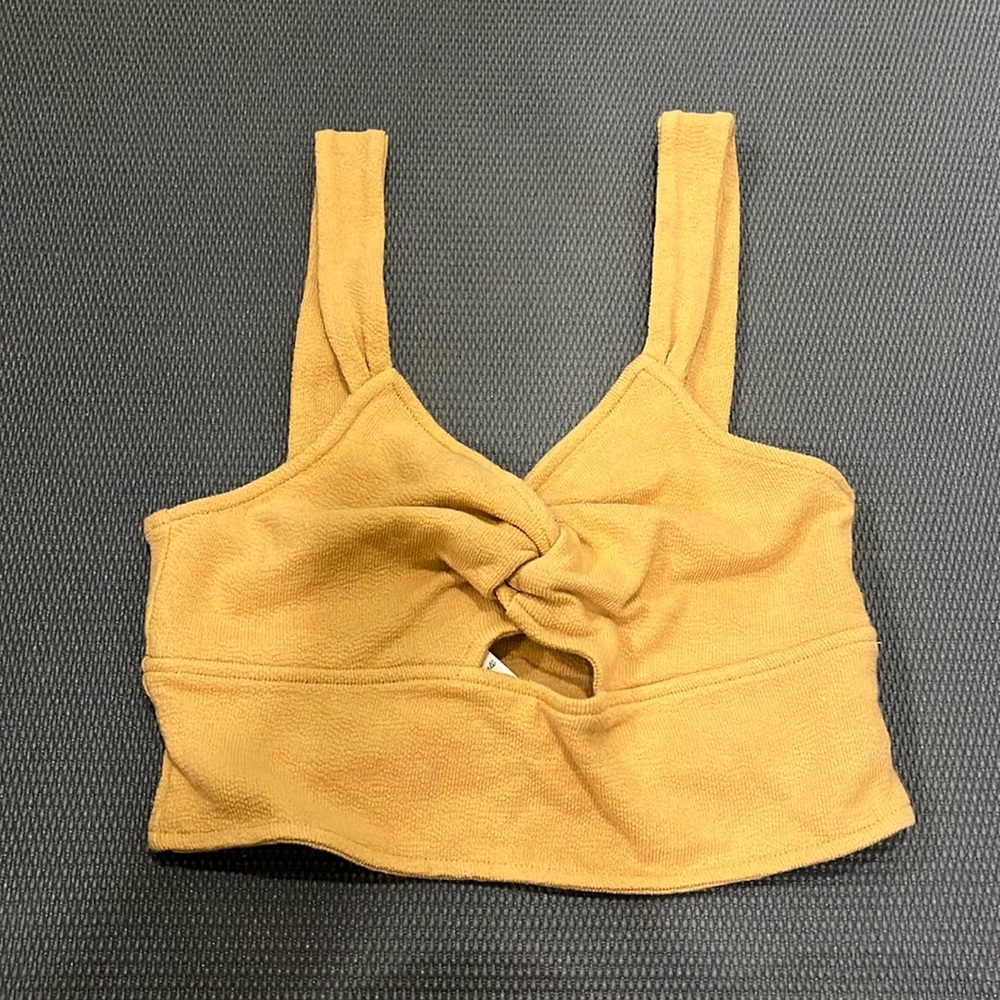 Madewell mustard yellow crop top twist front with a cutout. Size M brand NWTs